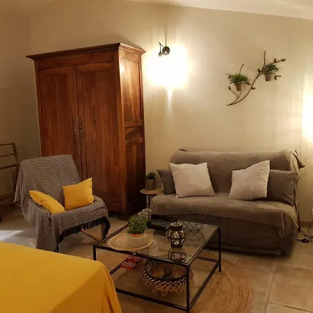 La Maison Dans L'olivette